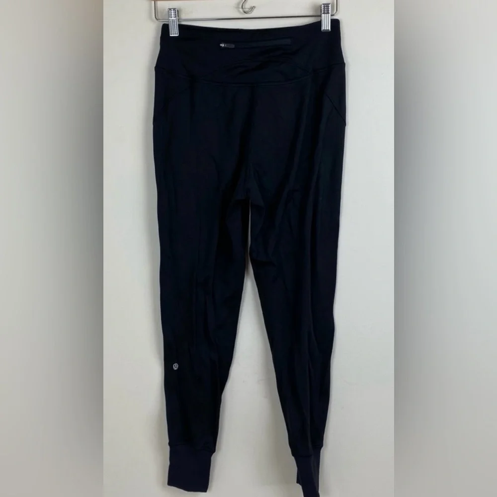 Lululemon Flurry Up Jogger high rise thermal reflective trim fleece interior 6 - Picture 11 of 16